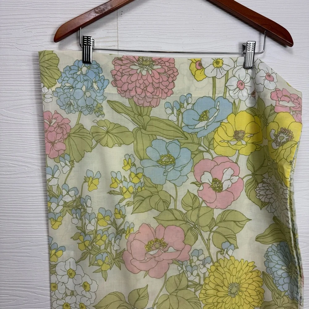 Vintage Cannon 1960s Floral Print‎ Regular Pillow Cases Set of 2